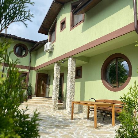 Casa Adelmar Hotel Тулча Екстериор снимка