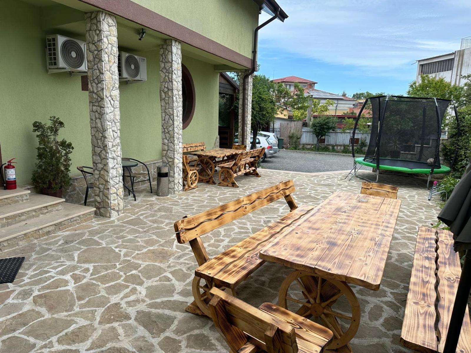 Casa Adelmar Hotel Тулча Екстериор снимка